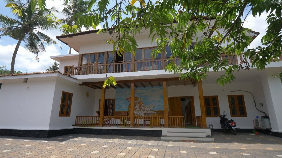 4BR Private Pool Homestay in Thiruvananthapuram