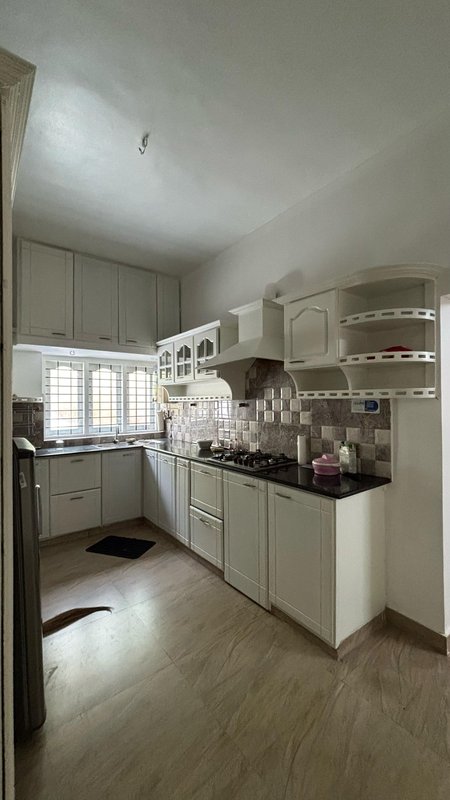 3BR Private Villa in Kazhakkoottam