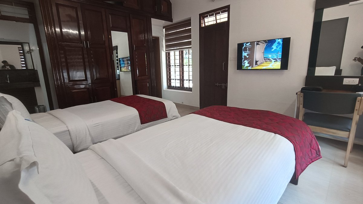4BHK Private Pool Villa near Kovalam and Nemom Railway Station