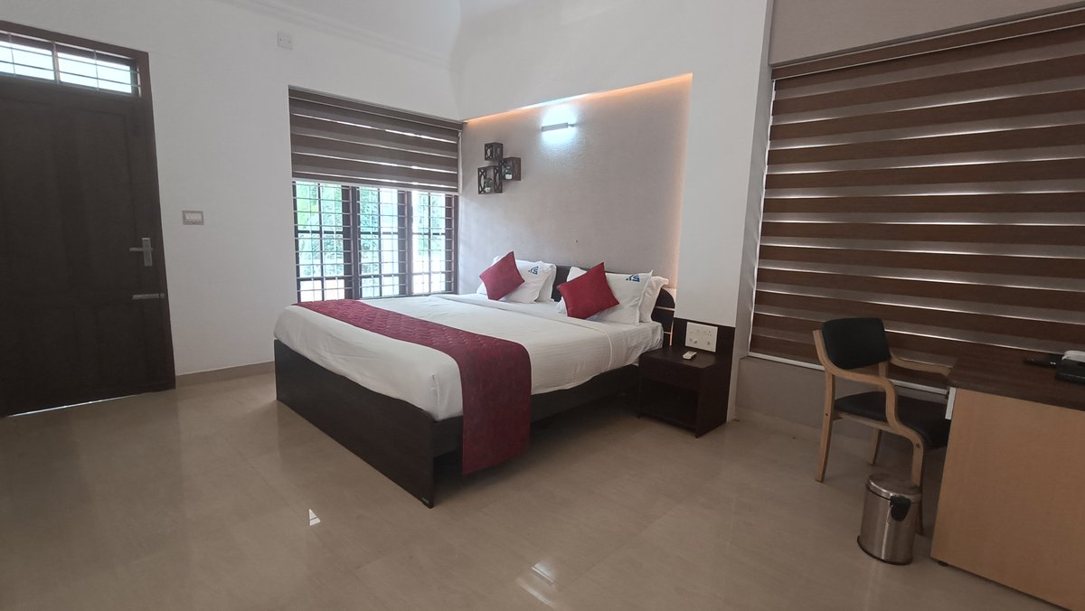 4BHK Private Pool Villa near Kovalam and Nemom Railway Station