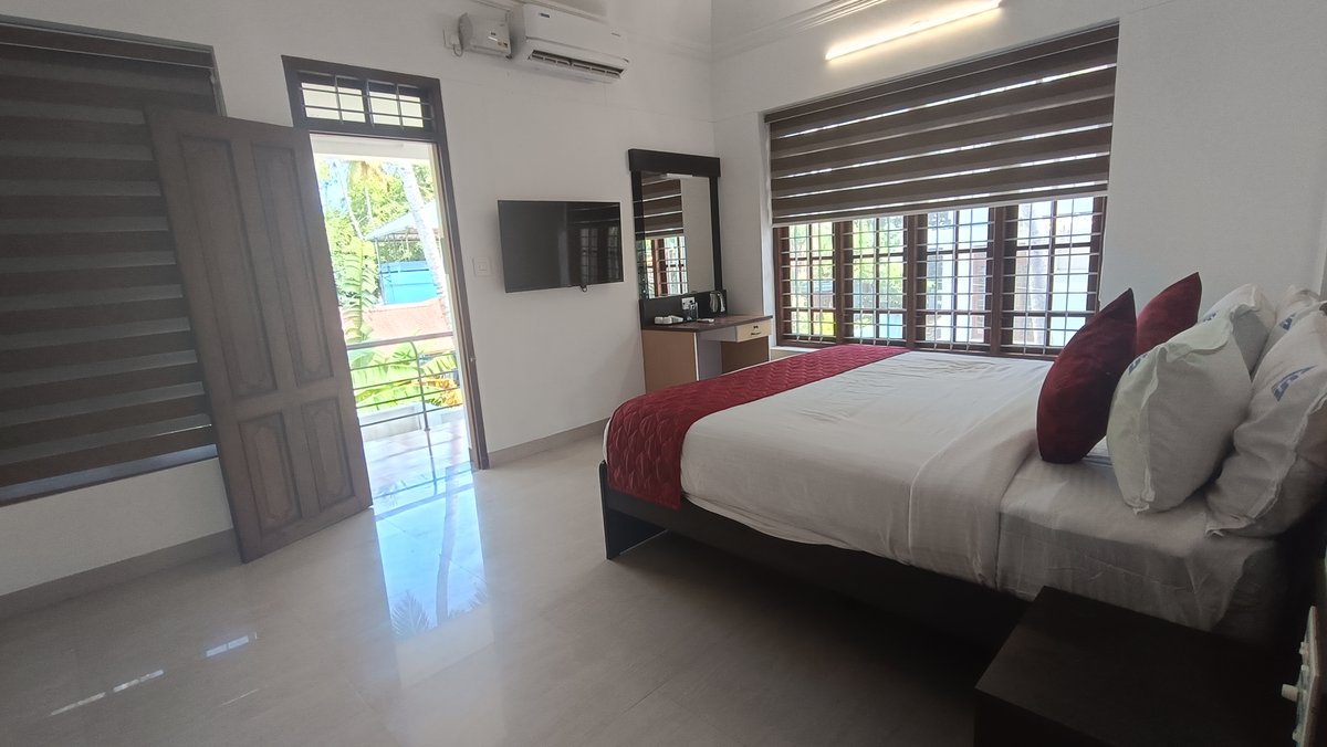 4BHK Private Pool Villa near Kovalam and Nemom Railway Station